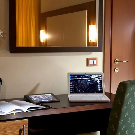 Hotell Ambasciatori 3*