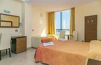 Hotell Ambasciatori 3*